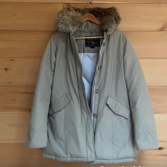 Women's Woolrich Down Arctic Parka  - Small - Picture 3 of 5